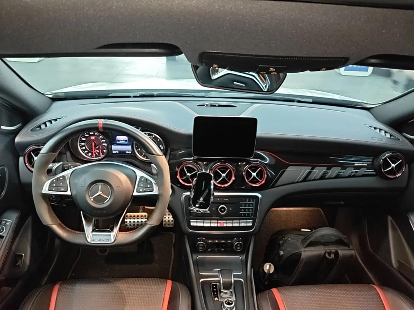 Mercedes-Benz GLA AMG 2017 Facelifted AMG GLA 45 4MATIC — миниатюра 12