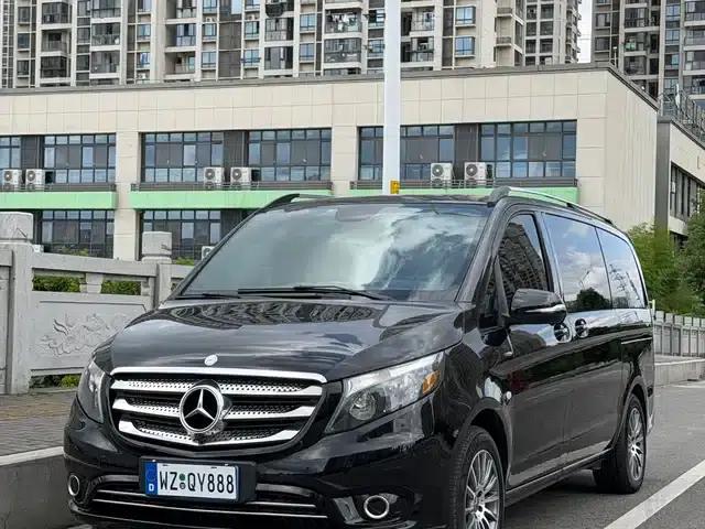 Mercedes-Benz V-Class 2017 V 260 Premium Edition