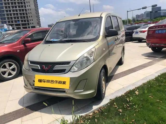 Wuling Rongguang V 2016 1.5L Practical Edition