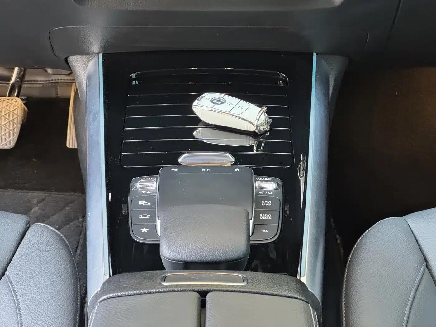 2023 Mercedes-Benz GLA 220 — миниатюра 12