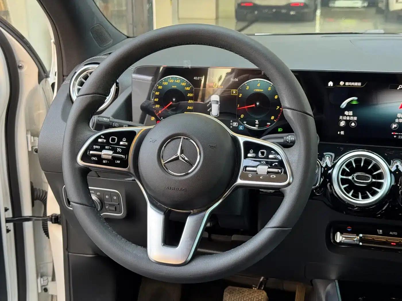 2023 Mercedes-Benz GLA 220 — миниатюра 13