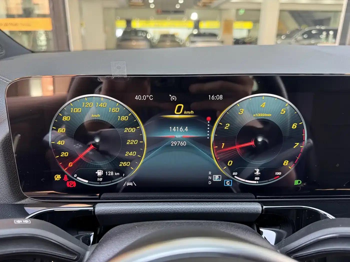 2023 Mercedes-Benz GLA 220 — миниатюра 21