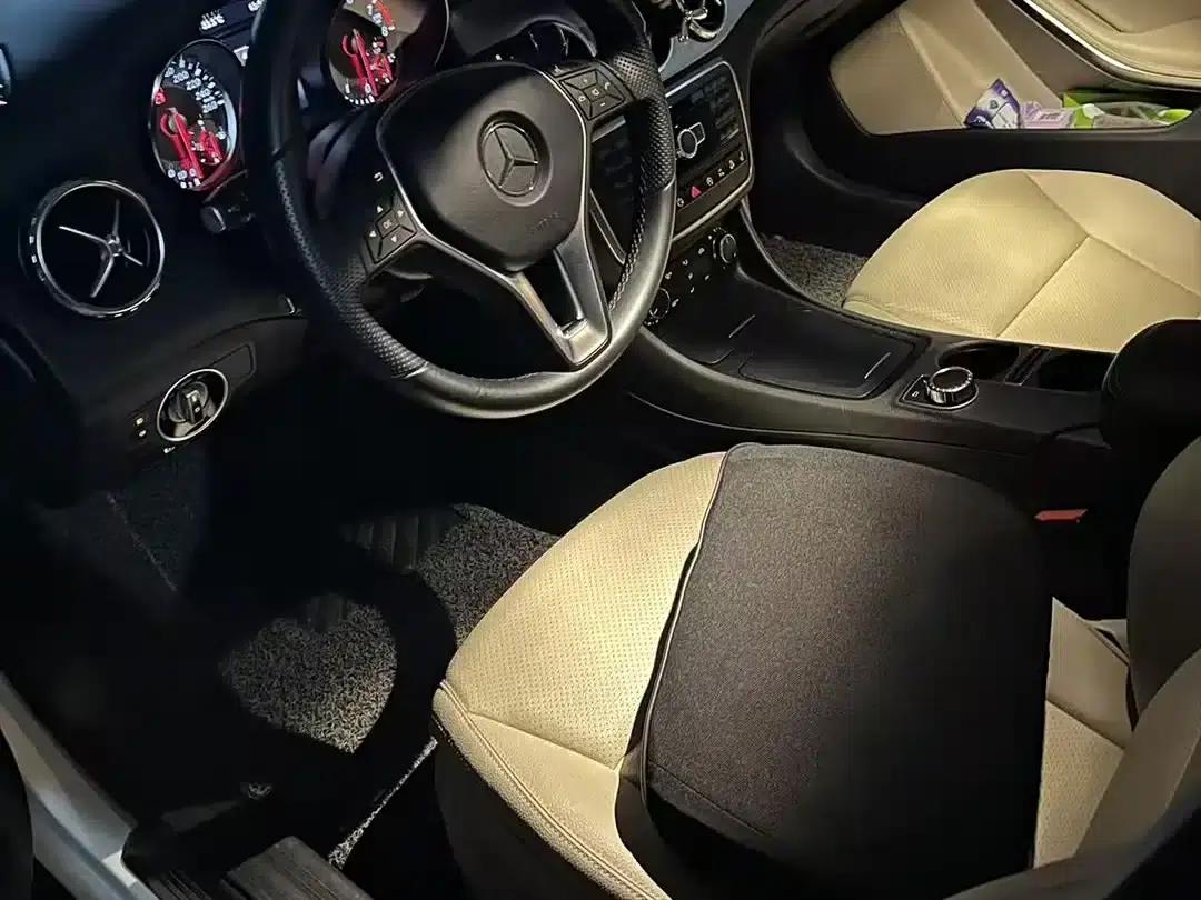 2016 Mercedes-Benz GLA 220 4MATIC Fashion Edition — миниатюра 3