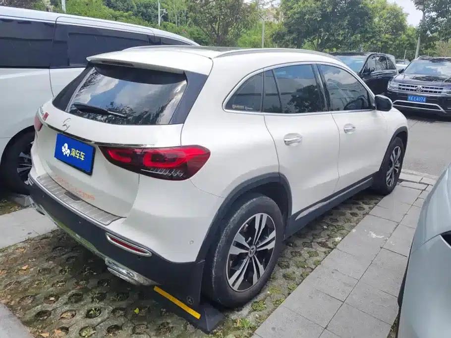 2020 Mercedes-Benz GLA 200 — миниатюра 3