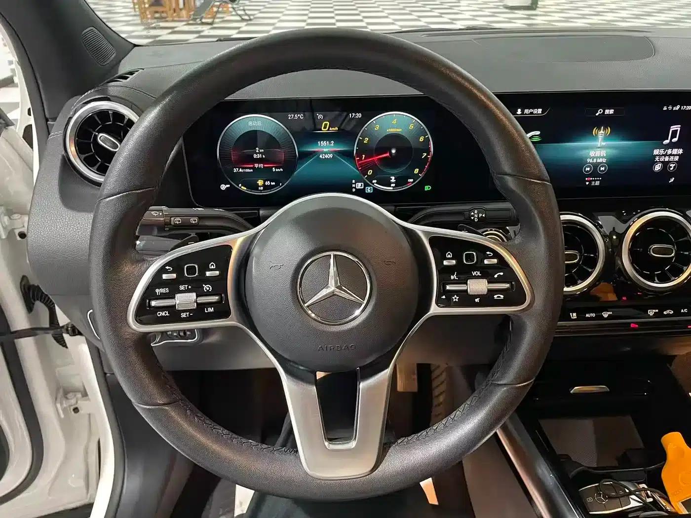 2020 Mercedes-Benz GLA 180 — миниатюра 16