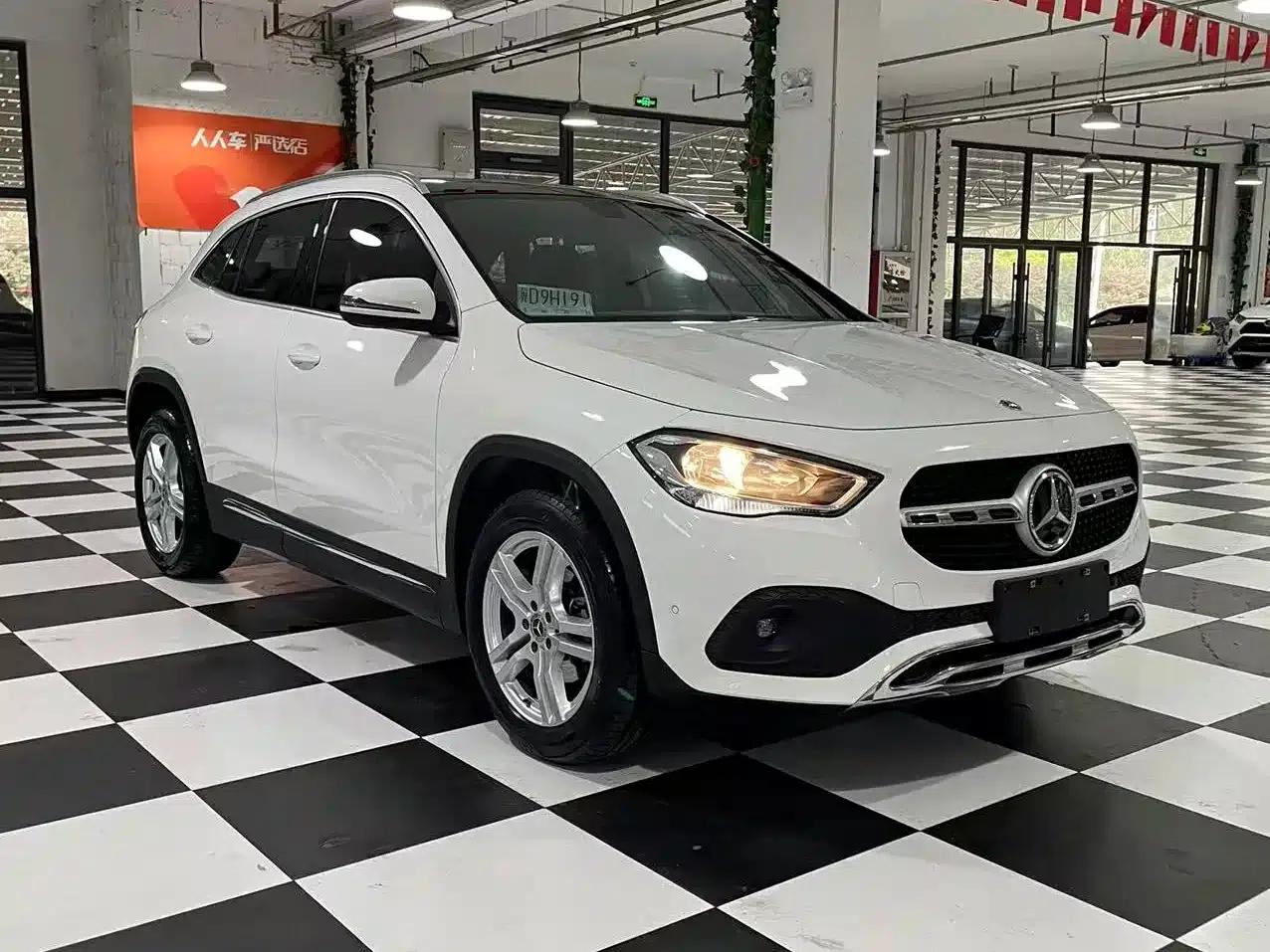 2020 Mercedes-Benz GLA 180 — миниатюра 3