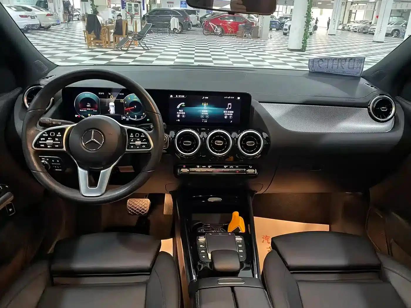 2020 Mercedes-Benz GLA 180 — миниатюра 6