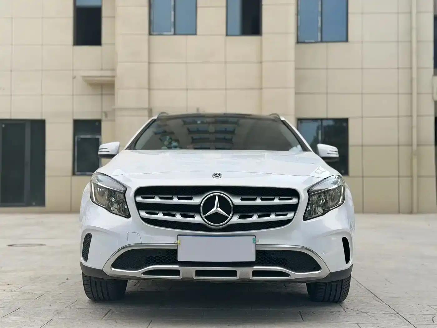 2019 Mercedes-Benz GLA 200 Fashion Edition — миниатюра 2