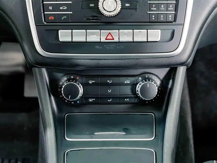 2017 Mercedes-Benz GLA 200 Dynamic — миниатюра 15