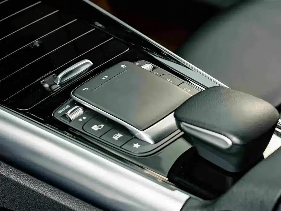 2020 Mercedes-Benz GLA 200 — миниатюра 11