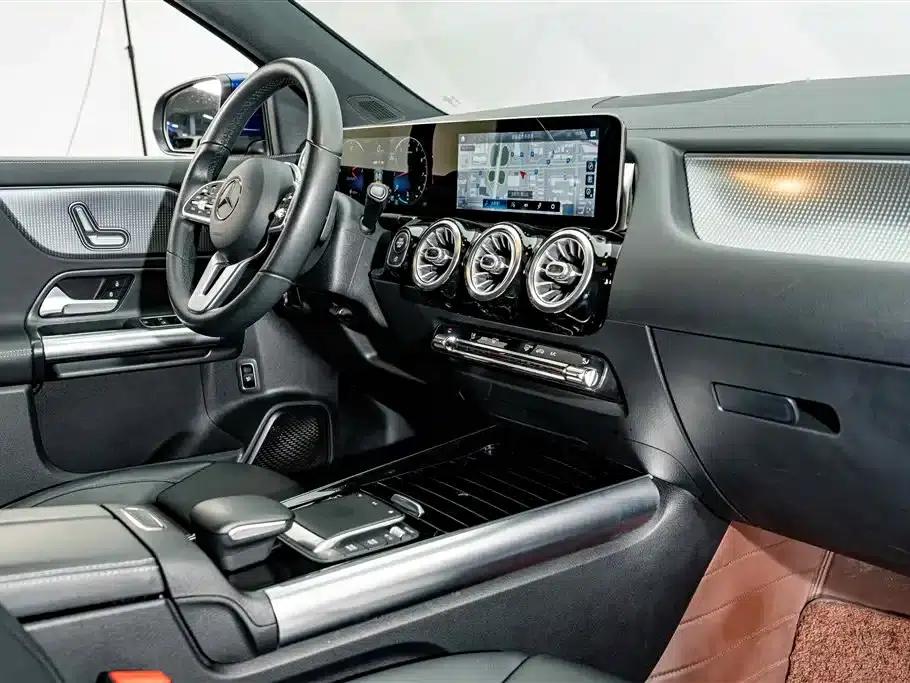 2020 Mercedes-Benz GLA 200 — миниатюра 17
