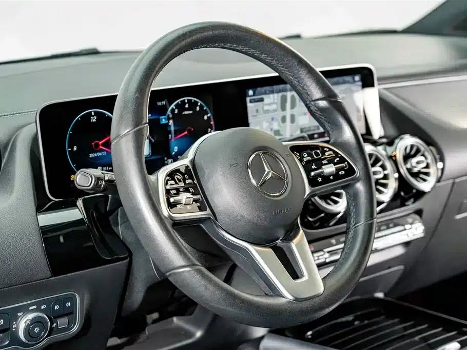 2020 Mercedes-Benz GLA 200 — миниатюра 10