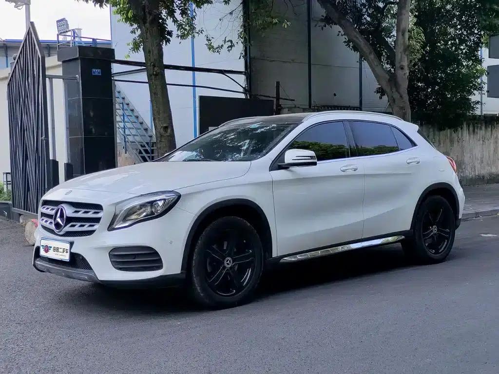2019 Mercedes-Benz GLA 200 Fashion Edition — миниатюра 1
