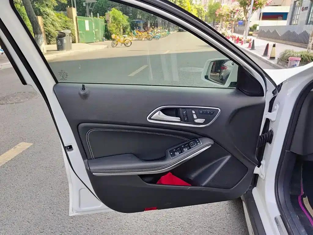 2019 Mercedes-Benz GLA 200 Fashion Edition — миниатюра 6