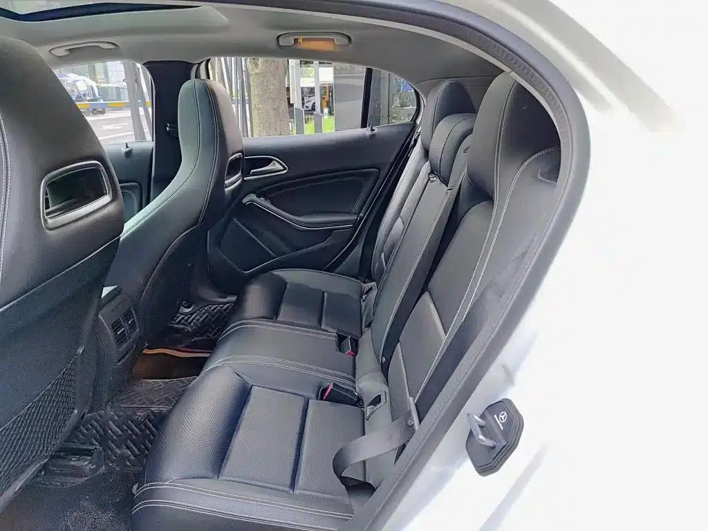 2019 Mercedes-Benz GLA 200 Fashion Edition — миниатюра 8