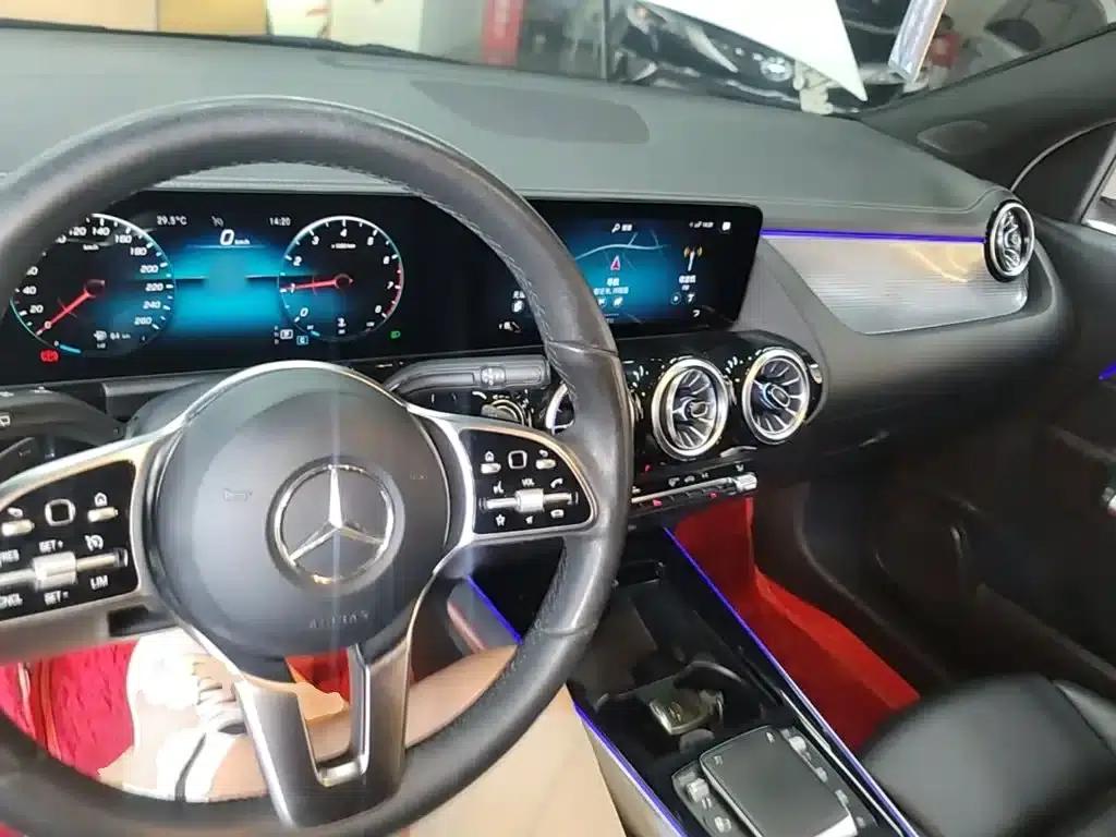 2020 Mercedes-Benz GLA 200 — миниатюра 10