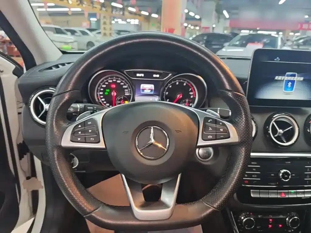 2019 Mercedes-Benz GLA 200 Fashion Edition — миниатюра 11