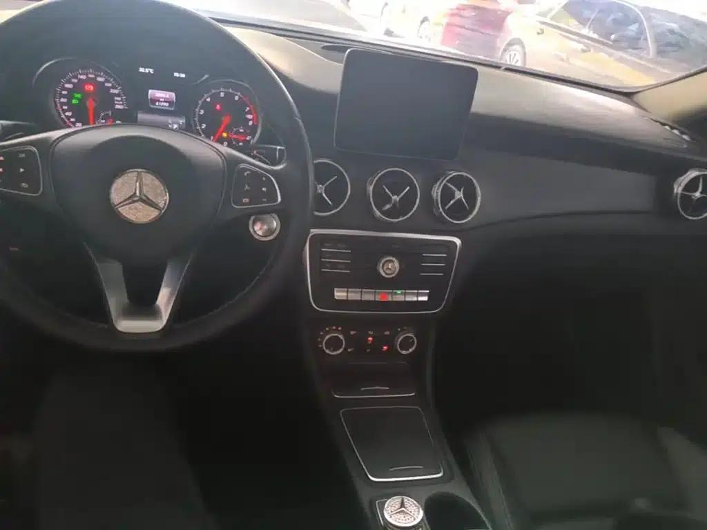 2017 Mercedes-Benz GLA 200 Dynamic — миниатюра 10
