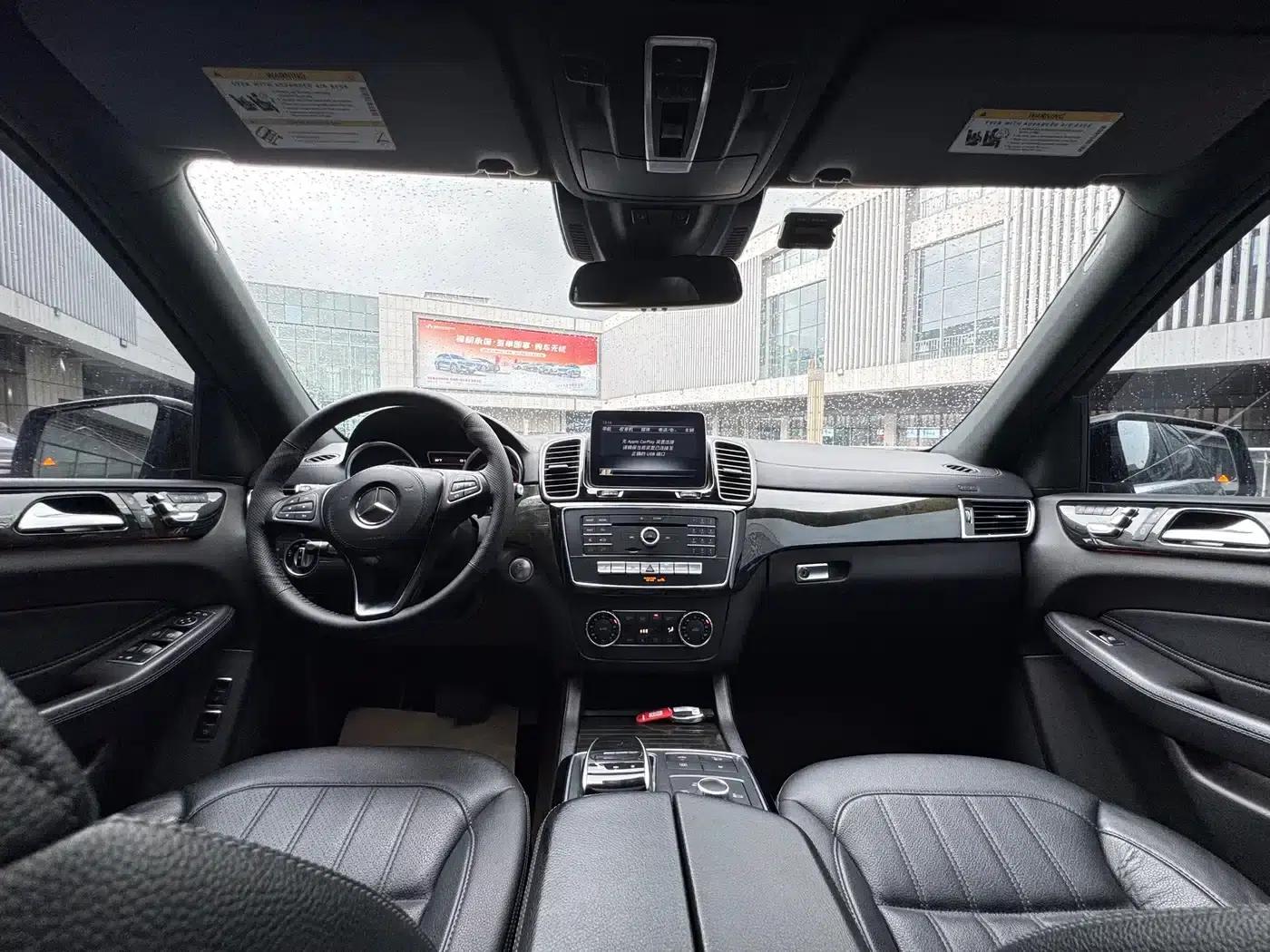 2018 Mercedes-Benz GLS 400 4MATIC Luxury — миниатюра 16