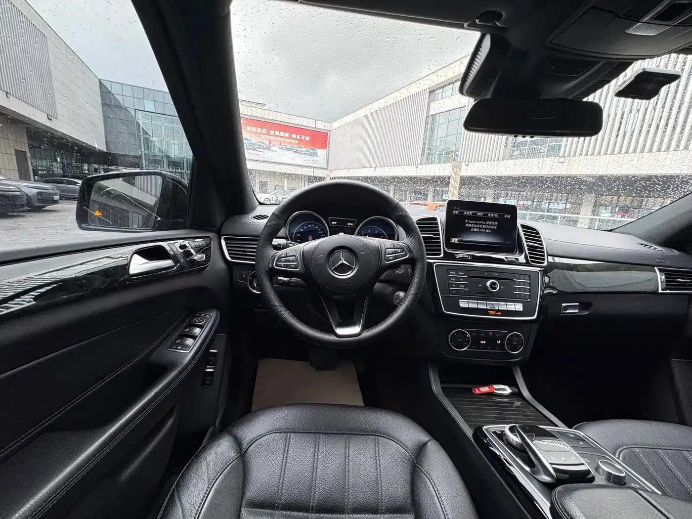 2018 Mercedes-Benz GLS 400 4MATIC Luxury — миниатюра 17
