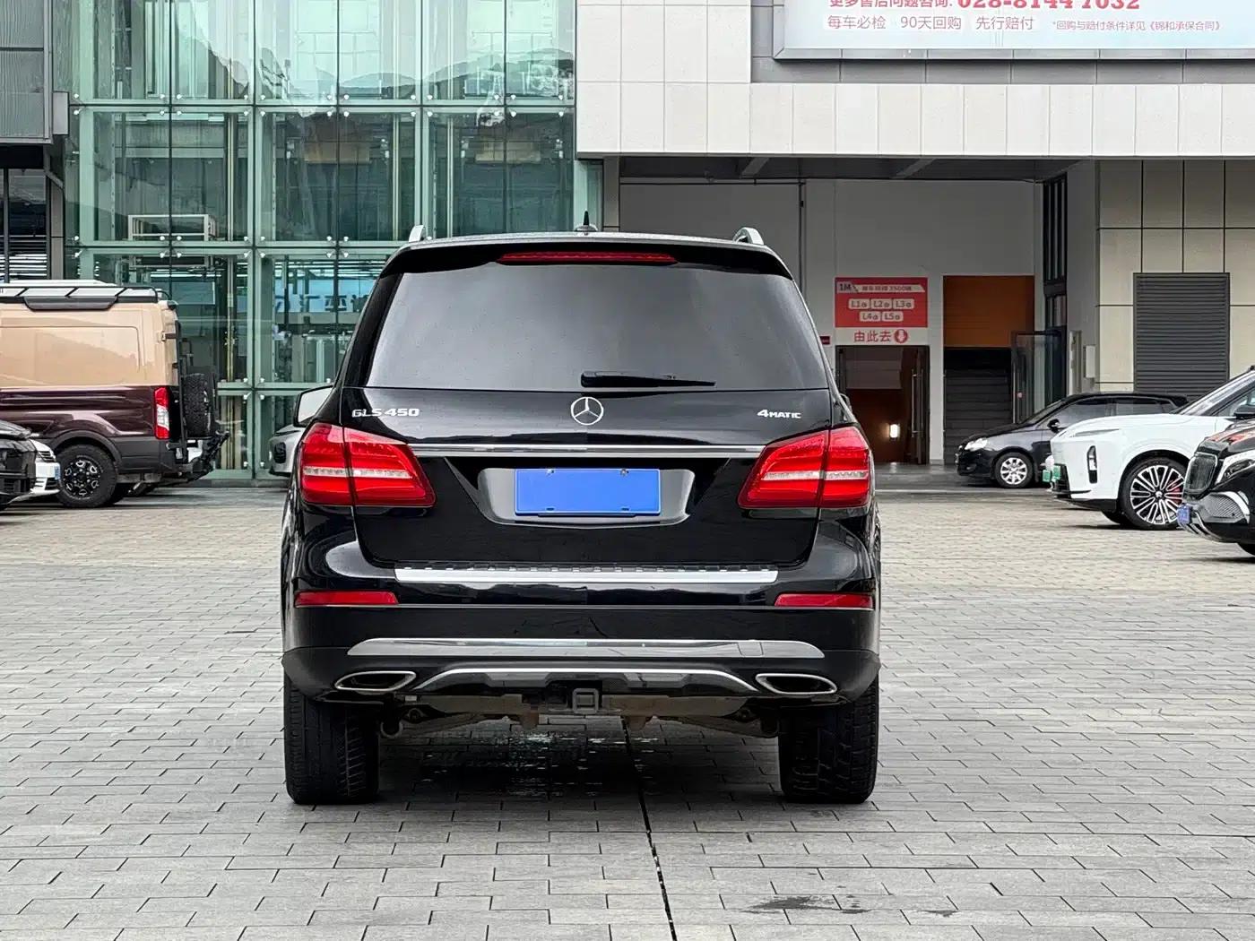 2018 Mercedes-Benz GLS 400 4MATIC Luxury — миниатюра 4