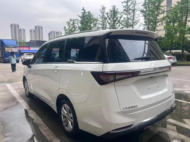 Wuling Jiachen 2022 1.5T CVT Smart Luxury Edition — миниатюра 4
