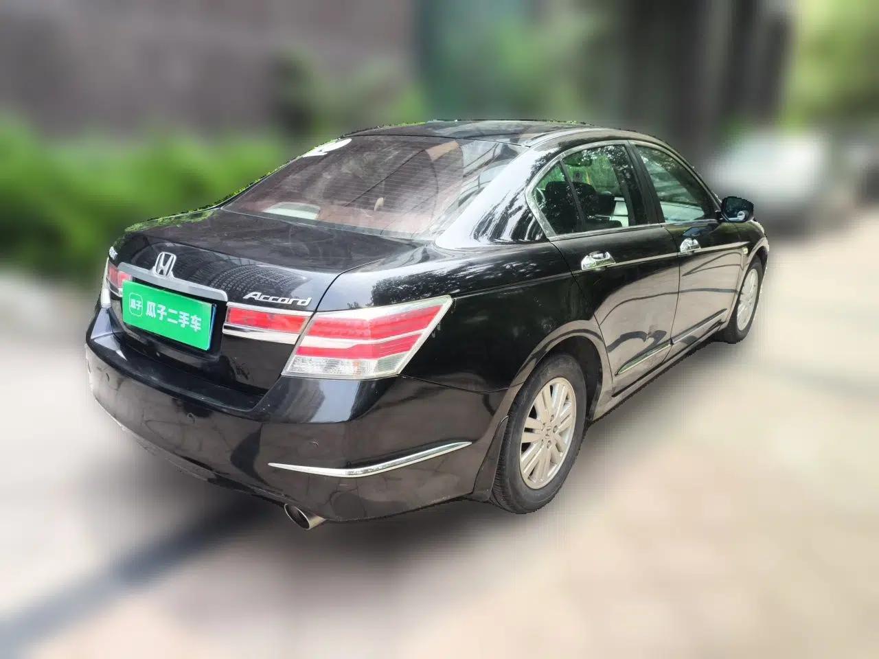 Honda Accord 2013 2.0L SE — миниатюра 6