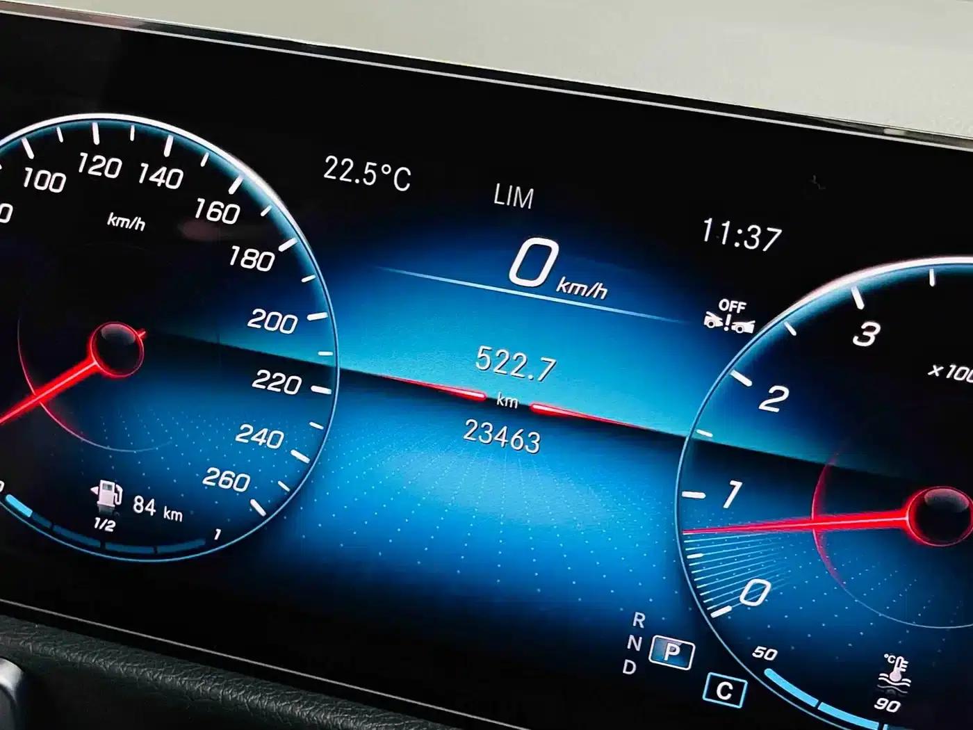 2023 Mercedes-Benz GLB 200 Dynamic — миниатюра 9