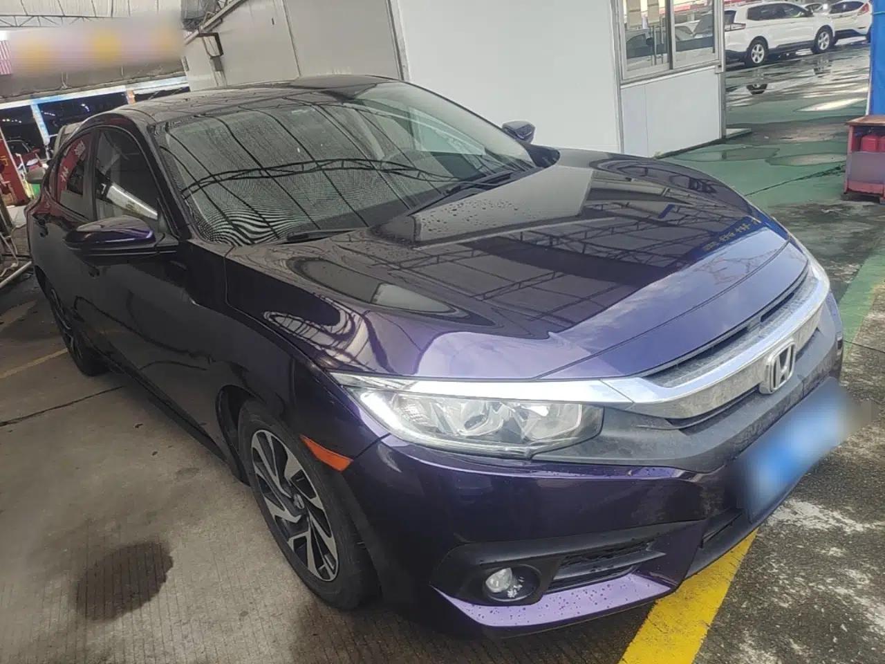 Honda Civic 2016 220TURBO CVT Luxury Edition — миниатюра 3