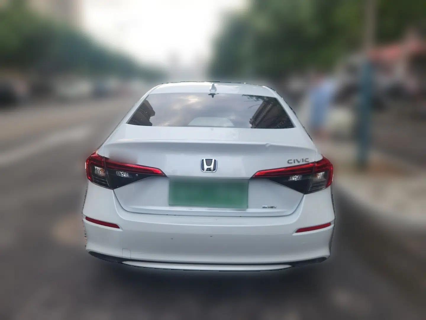 Honda Civic 2023 2.0L eHEV Pioneer Edition — миниатюра 5