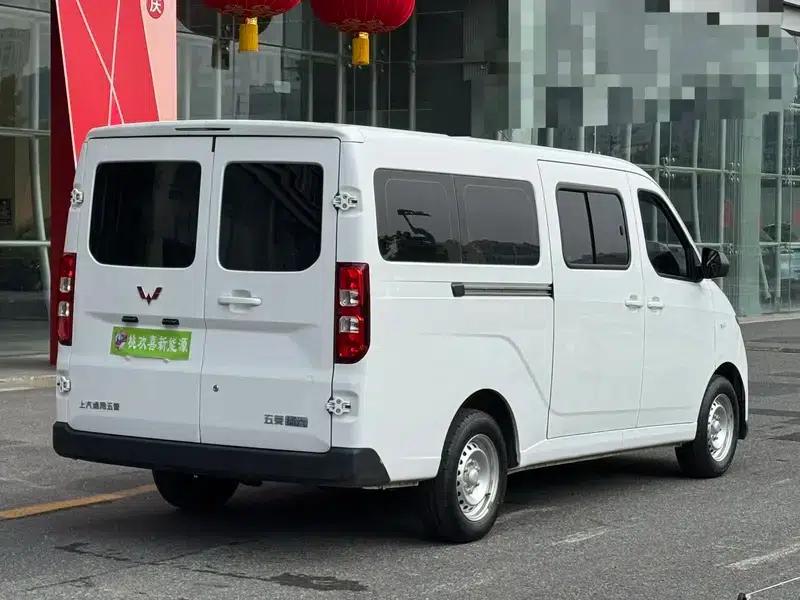 Wuling Yangguang 2025 400km/h Bus Comfort 6-seater — миниатюра 6