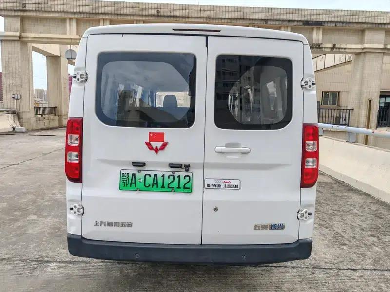 Wuling Yangguang 2024 Model 300km Comfort Bus Version 75kW — миниатюра 6
