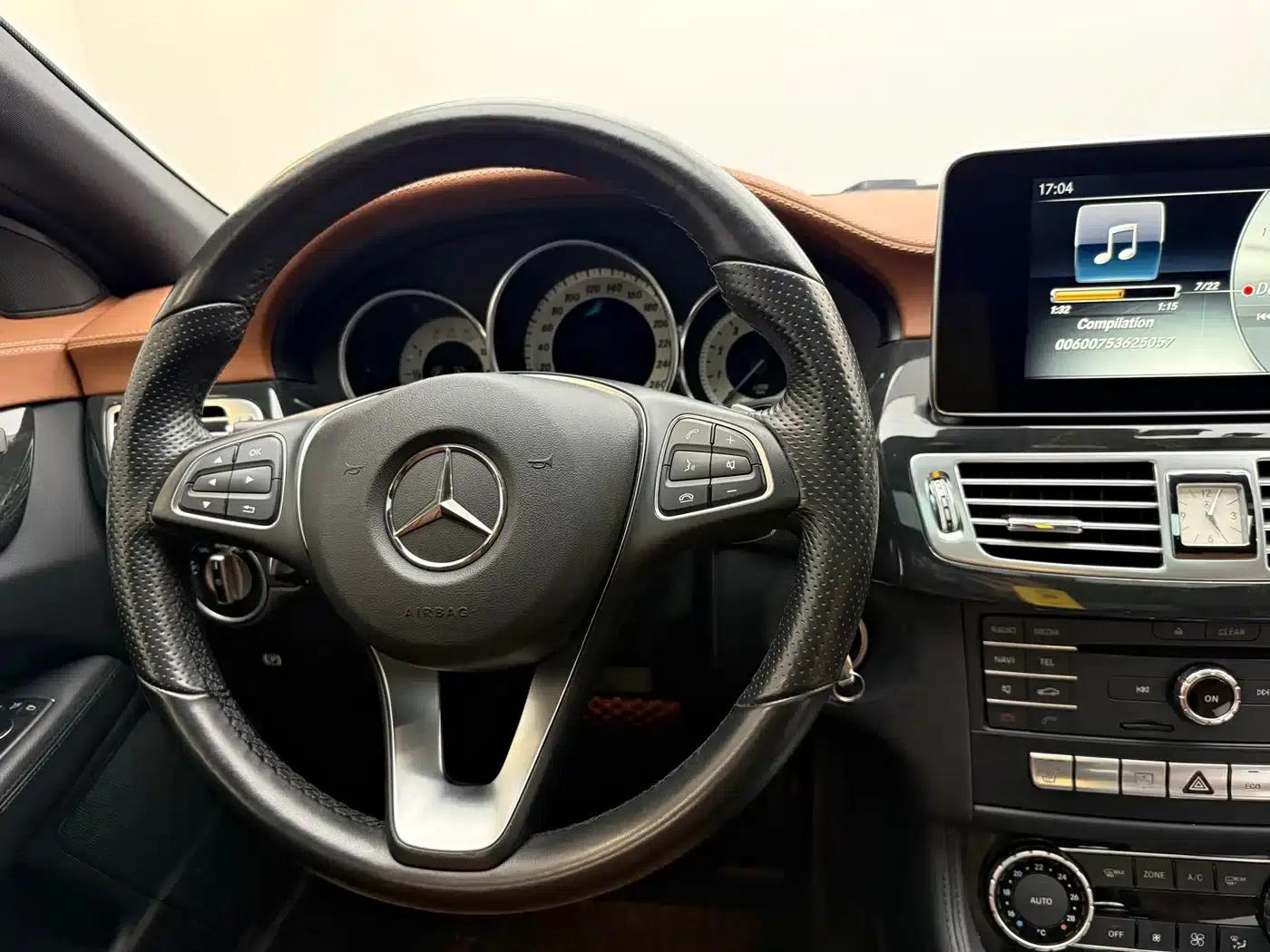 2015 Mercedes-Benz CLS 320 — миниатюра 14
