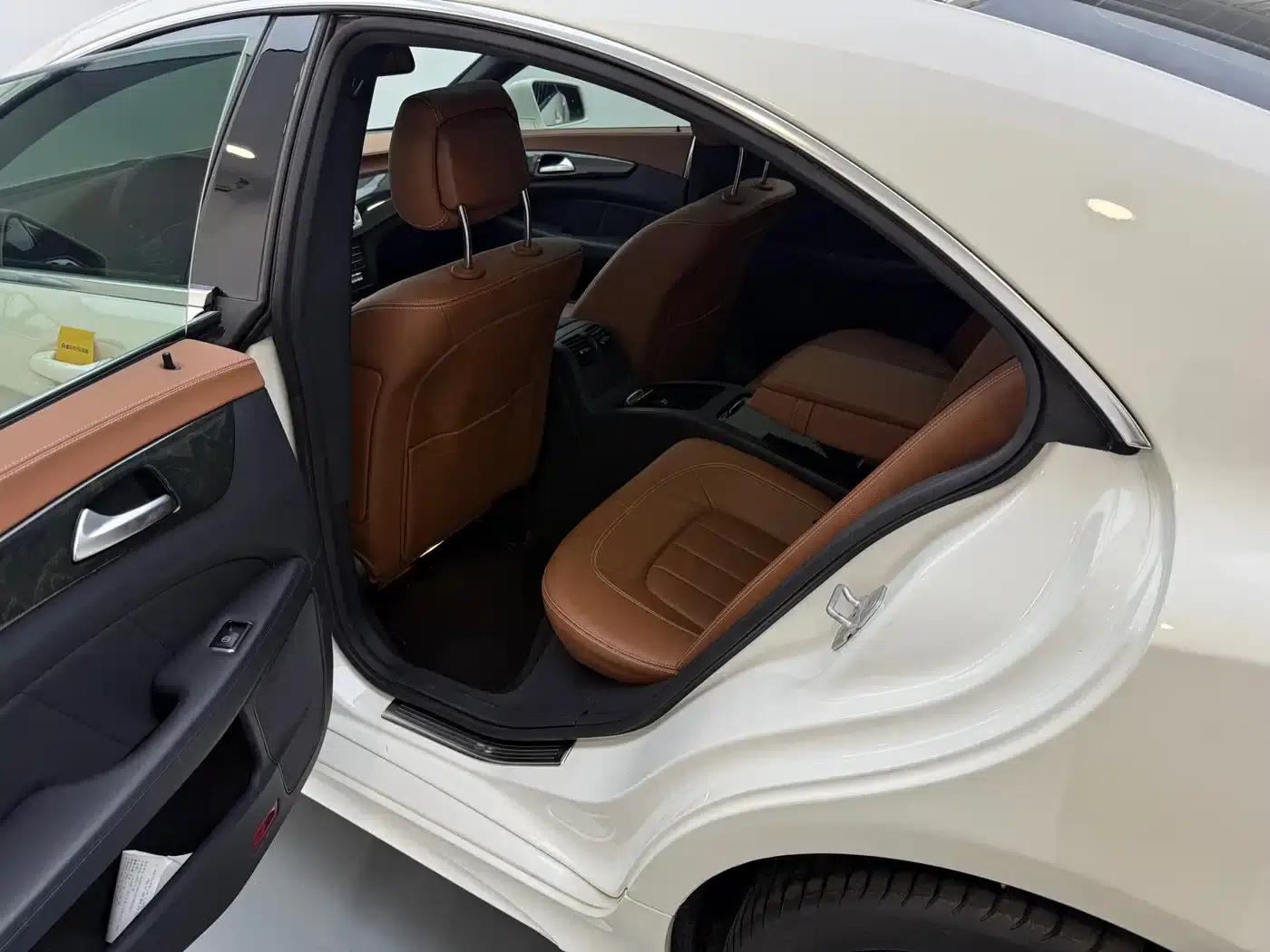 2015 Mercedes-Benz CLS 320 — миниатюра 10