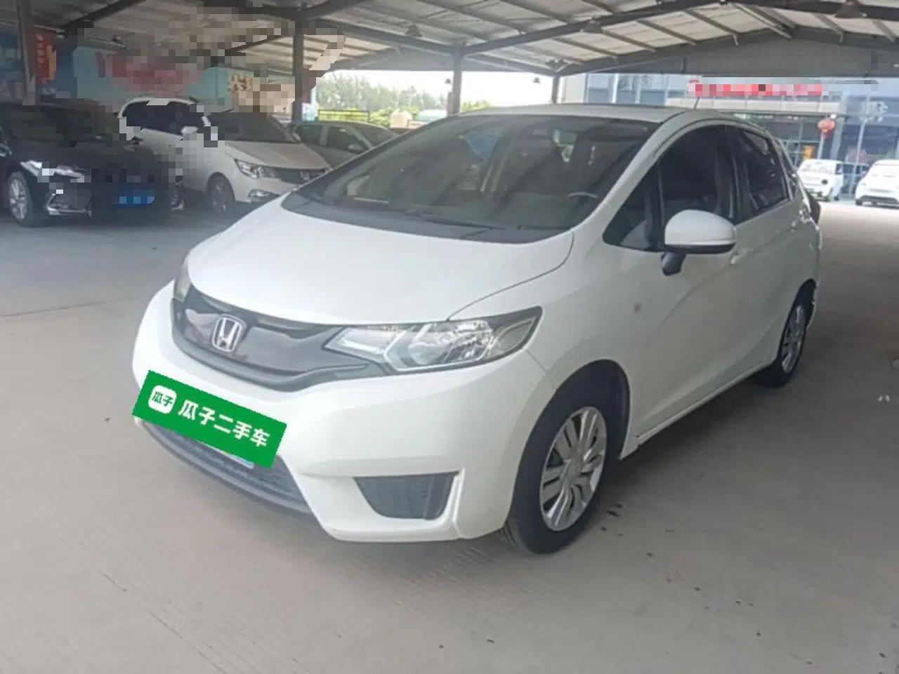 Honda Fit 2016 1.5L LXS CVT Comfort Sunroof Version — миниатюра 1