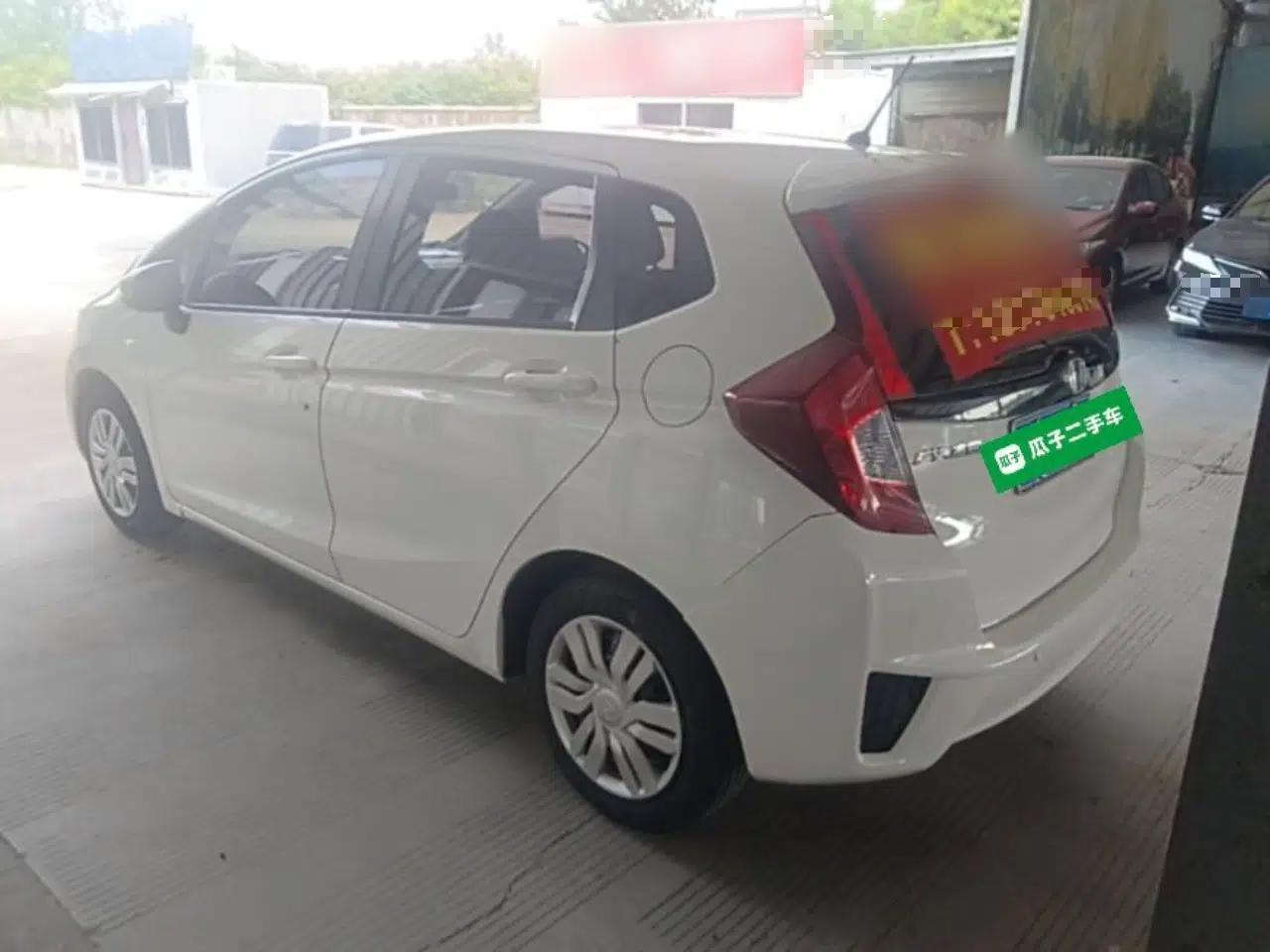 Honda Fit 2016 1.5L LXS CVT Comfort Sunroof Version — миниатюра 4