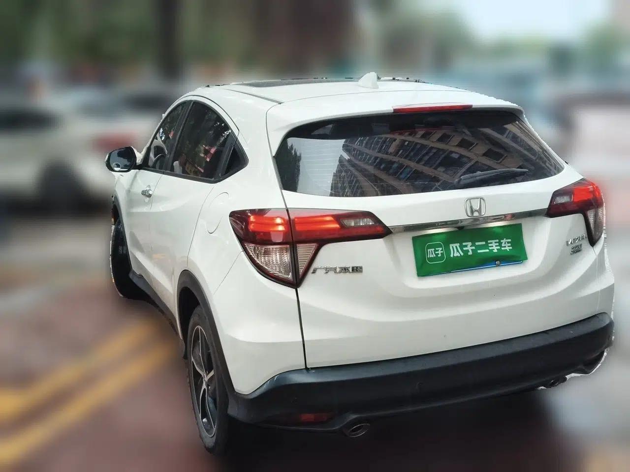 Honda Vezel 2020 220 TURBO CVT Luxury Edition — миниатюра 4