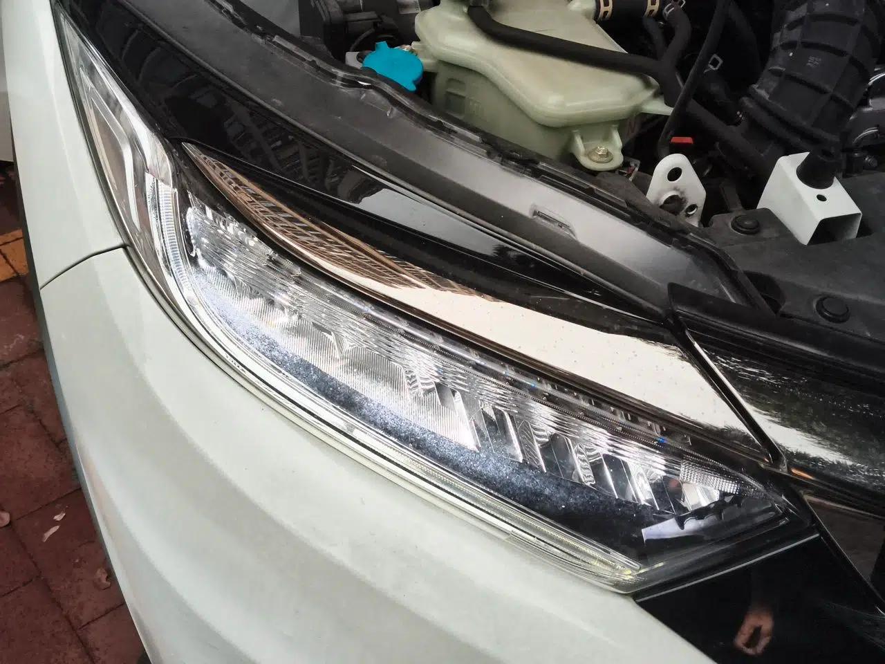 Honda Vezel 2020 220 TURBO CVT Luxury Edition — миниатюра 7