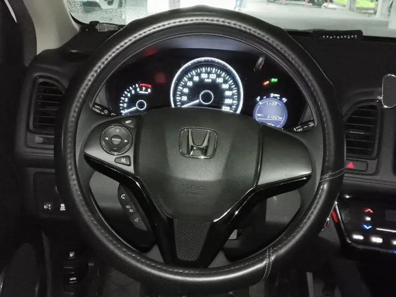 Honda Vezel 2020 220 TURBO CVT Luxury Edition — миниатюра 10