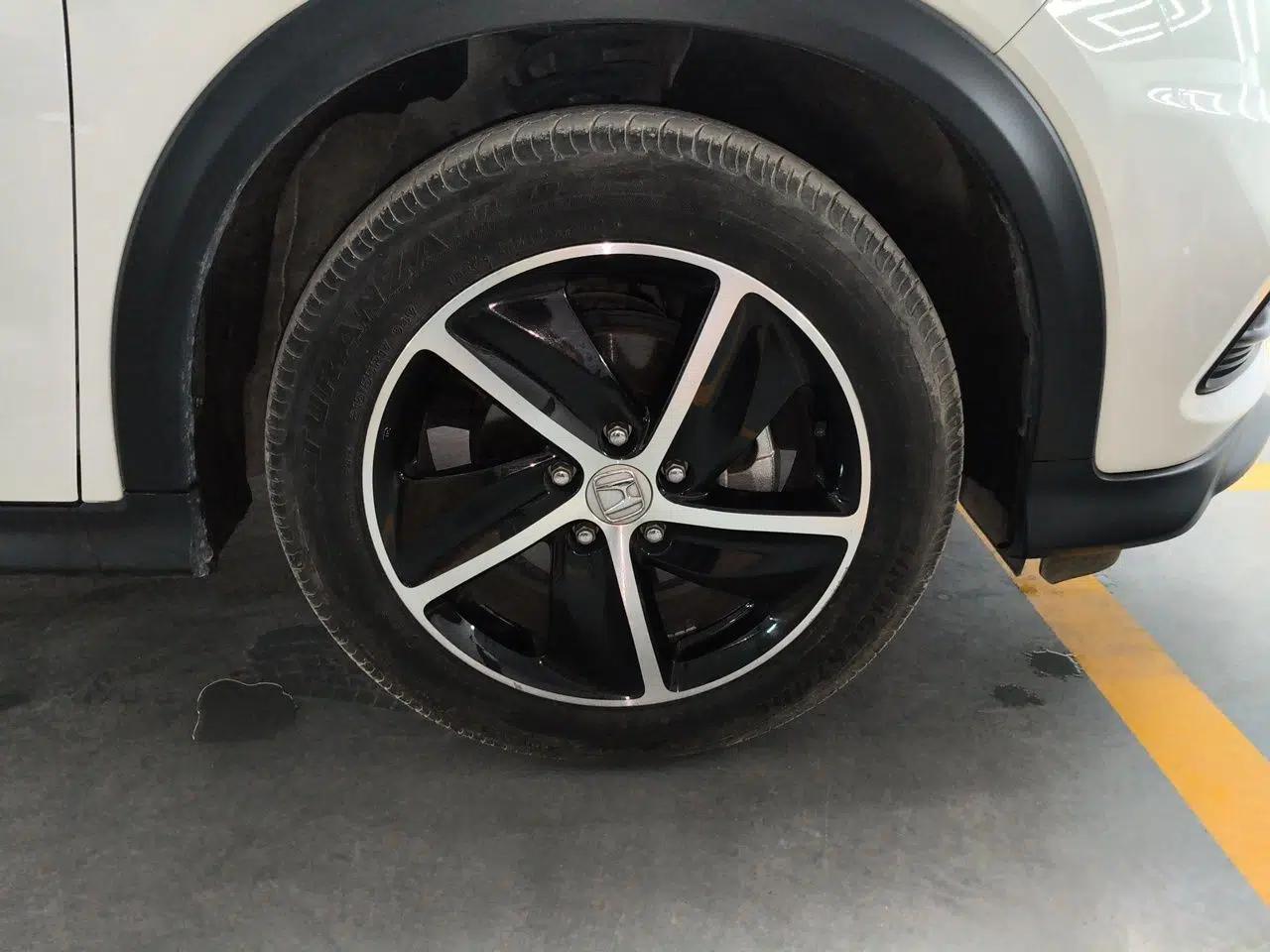 Honda Vezel 2020 1.5L CVT Luxury Edition — миниатюра 8