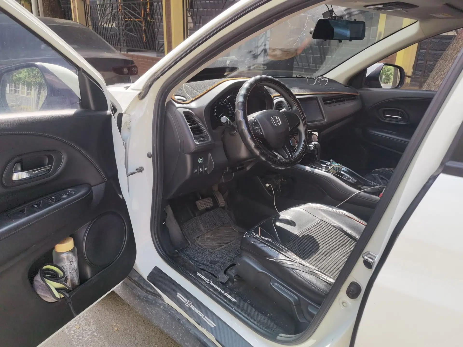 Honda Vezel 2019 1.5L CVT Luxury Model China VI — миниатюра 16