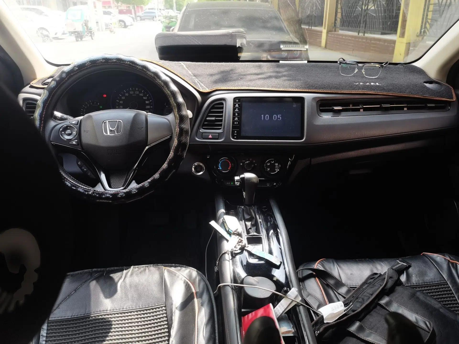 Honda Vezel 2019 1.5L CVT Luxury Model China VI — миниатюра 9