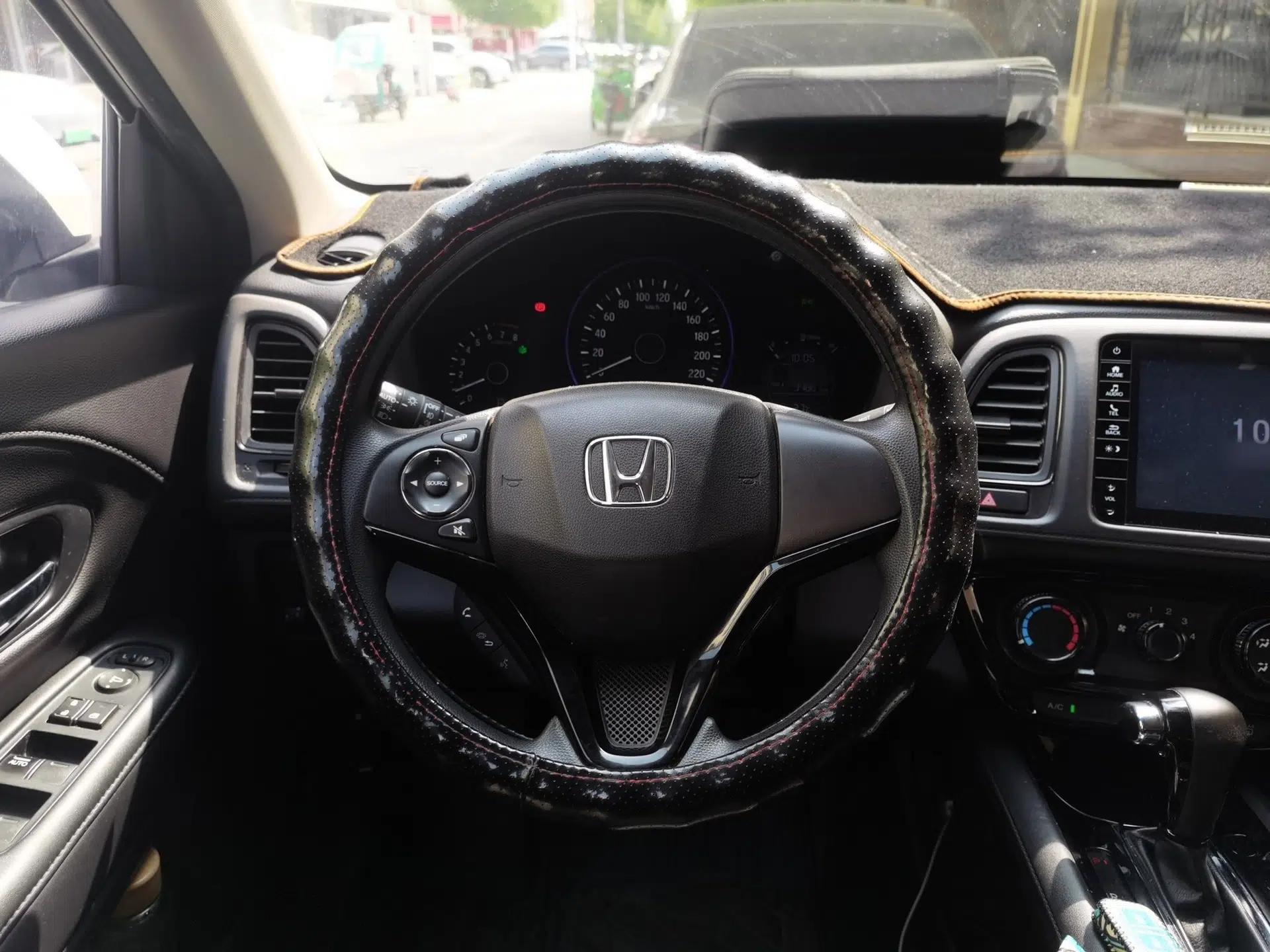 Honda Vezel 2019 1.5L CVT Luxury Model China VI — миниатюра 10