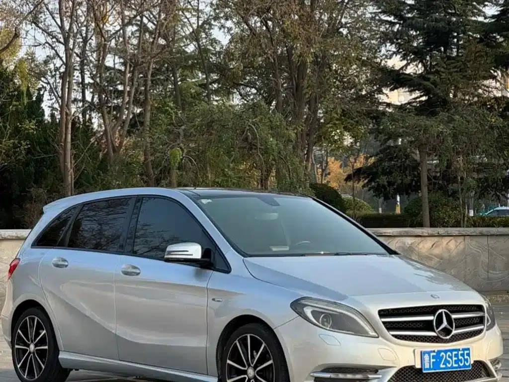 2012 Mercedes-Benz B-Class B 200 — миниатюра 3
