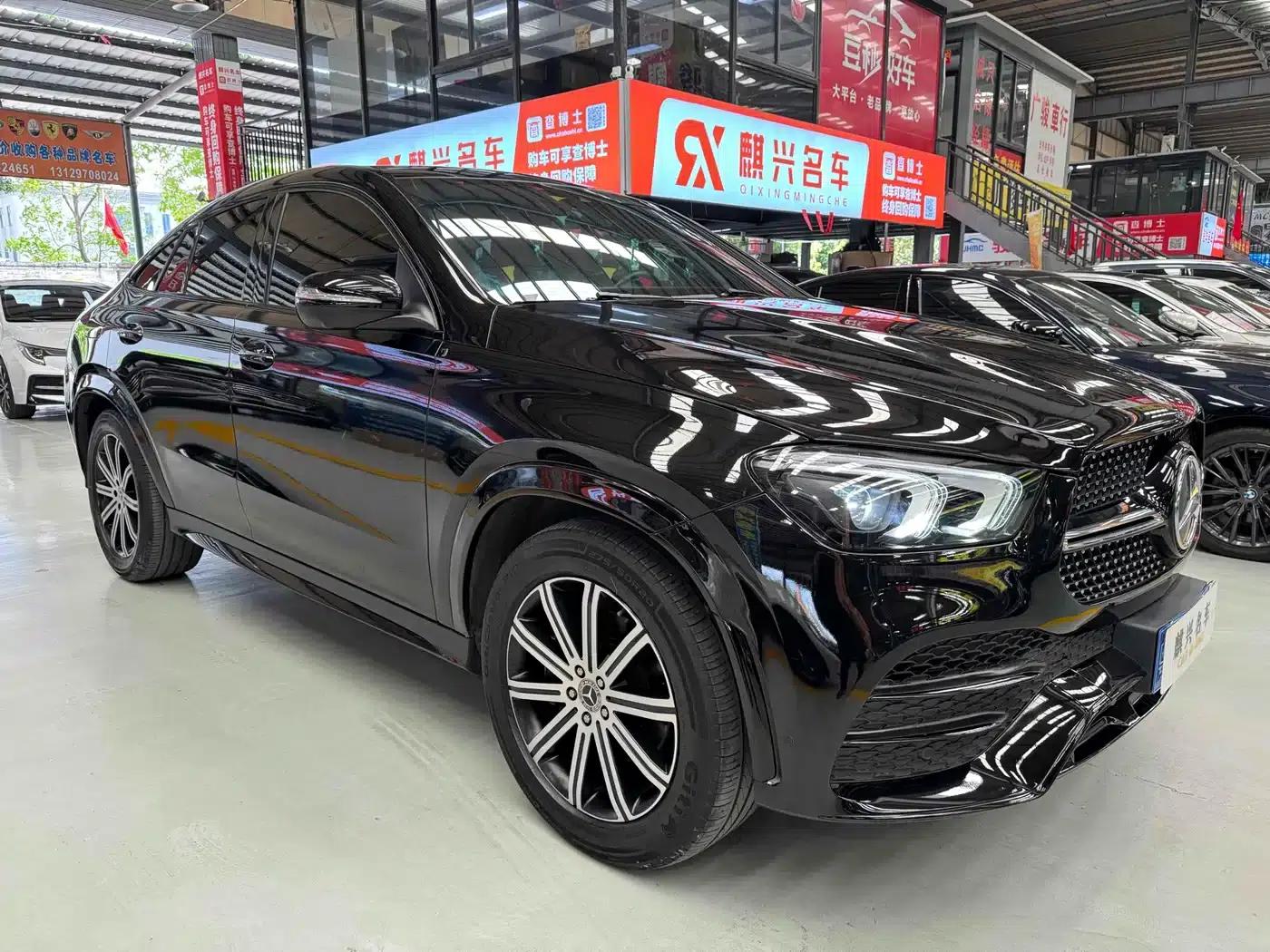 2020 Mercedes-Benz GLE Coupe, GLE 350 4MATIC Coupe SUV Luxury Model — миниатюра 3