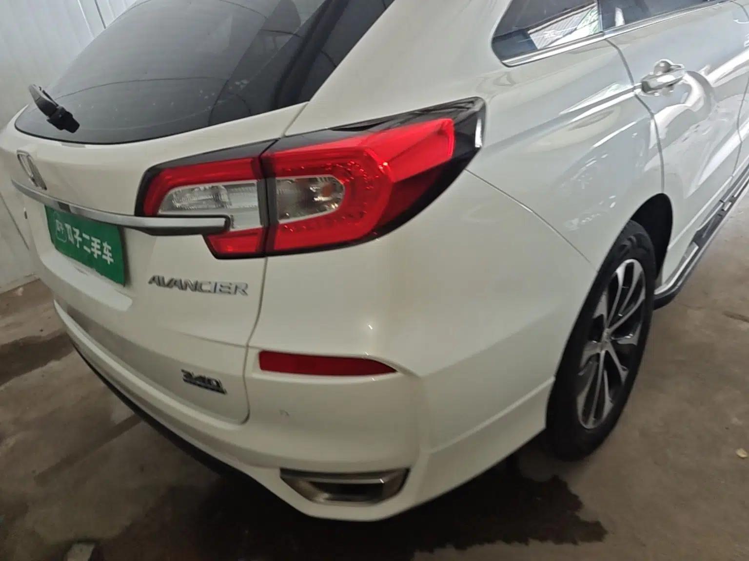 Honda Avancier 2019 240TURBO Two-Wheel Drive Premium Edition — миниатюра 9