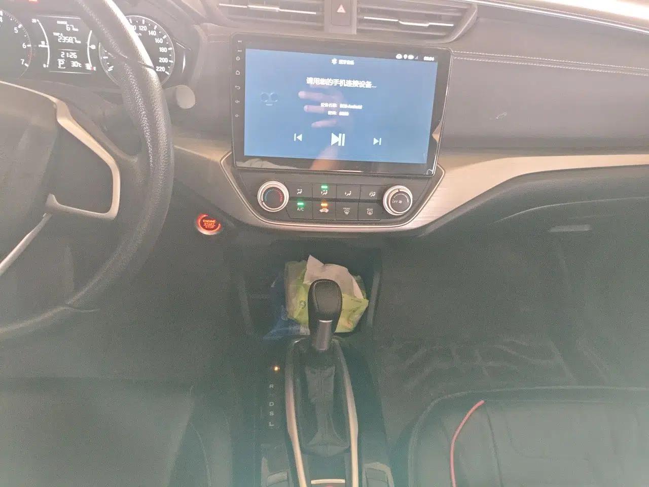 Honda Envix 2019 180TURBO CVT Enjoyment Edition China VI — миниатюра 13