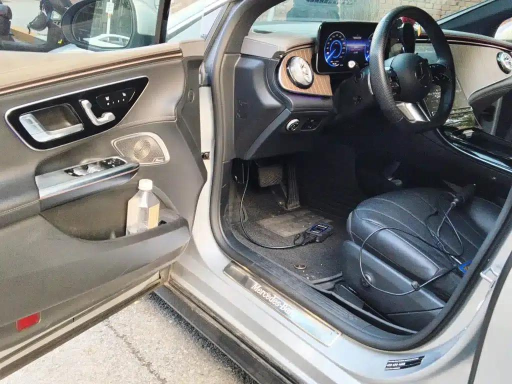 Mercedes-Benz EQE 2022 350 Pioneer Edition — миниатюра 14