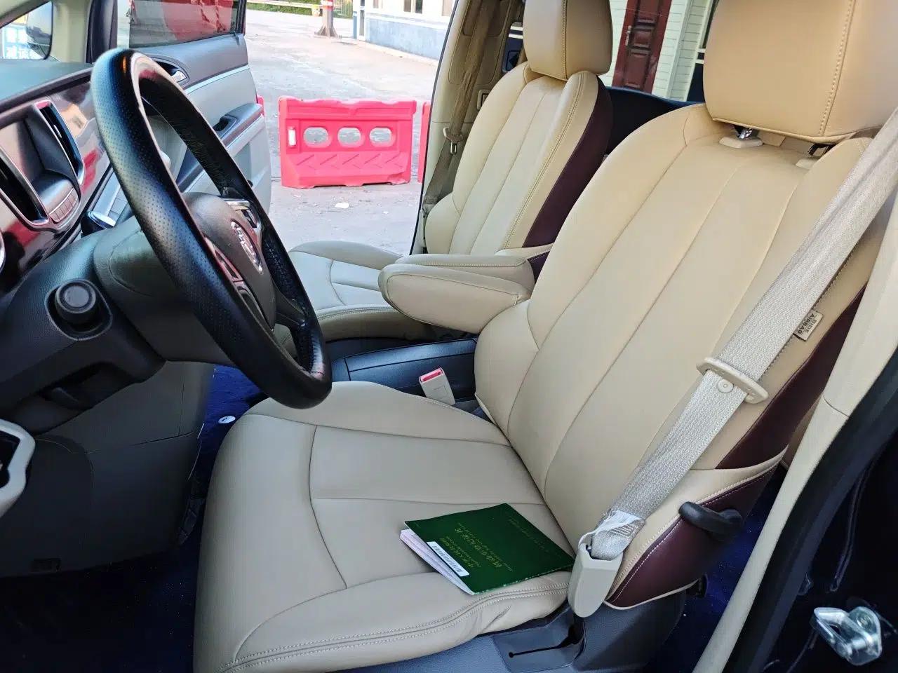 Buick GL8 2011 3.0L GT Luxury Business Haoya Edition — миниатюра 15