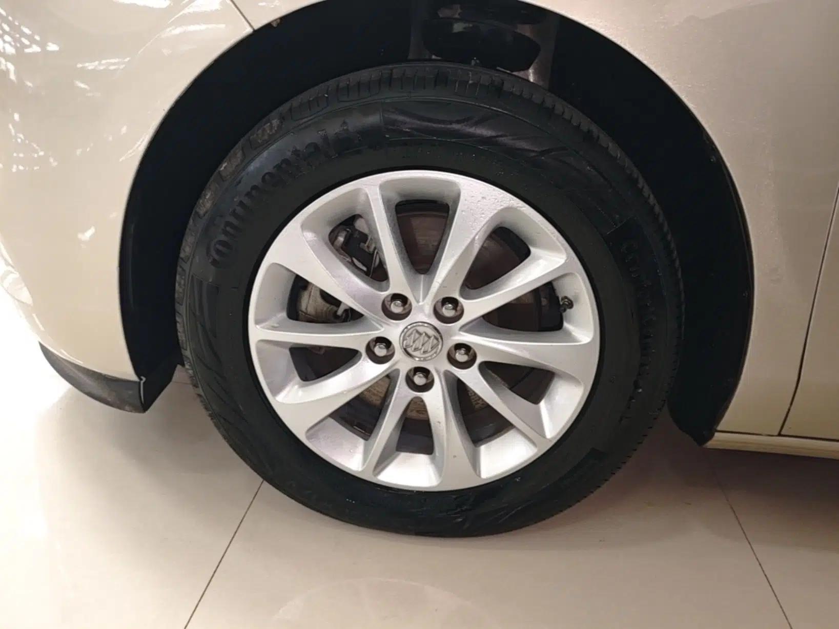 Buick GL8 2018 ES 28T Comfort Model China VI Standard — миниатюра 10
